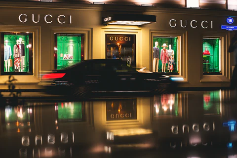 gucci shop