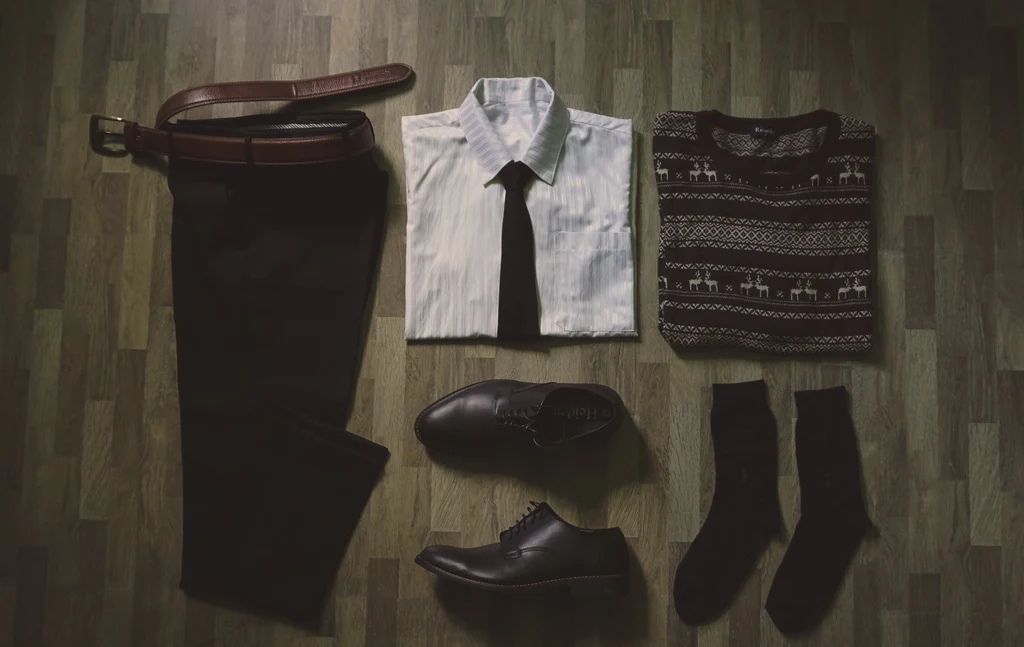 a stylish man's outfit