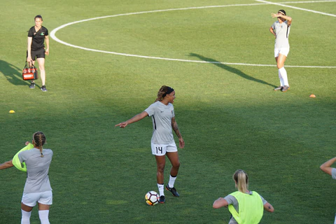 the women soccer players on a sunny day